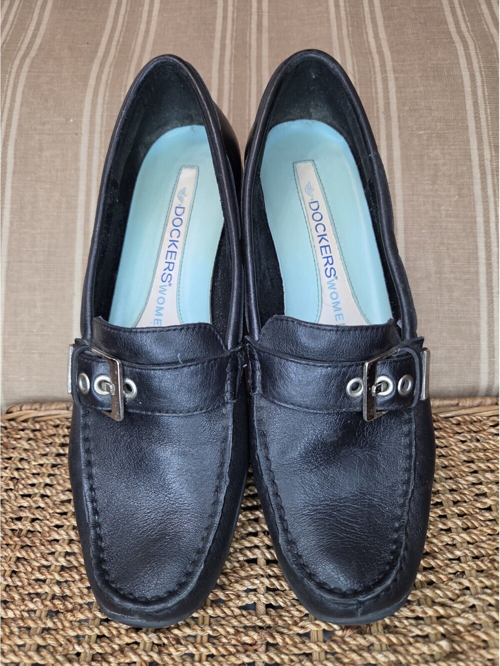 Dockers Women's black leather buckle loafers 7.5